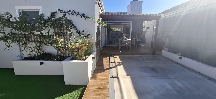 To Let 3 Bedroom Property for Rent in Brackenfell South Western Cape